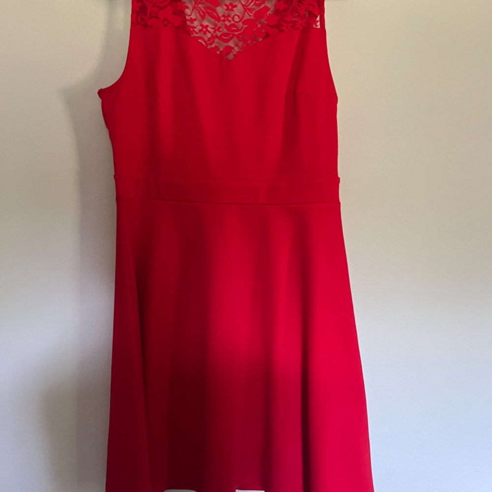 Red Dress - Picture 2 of 2